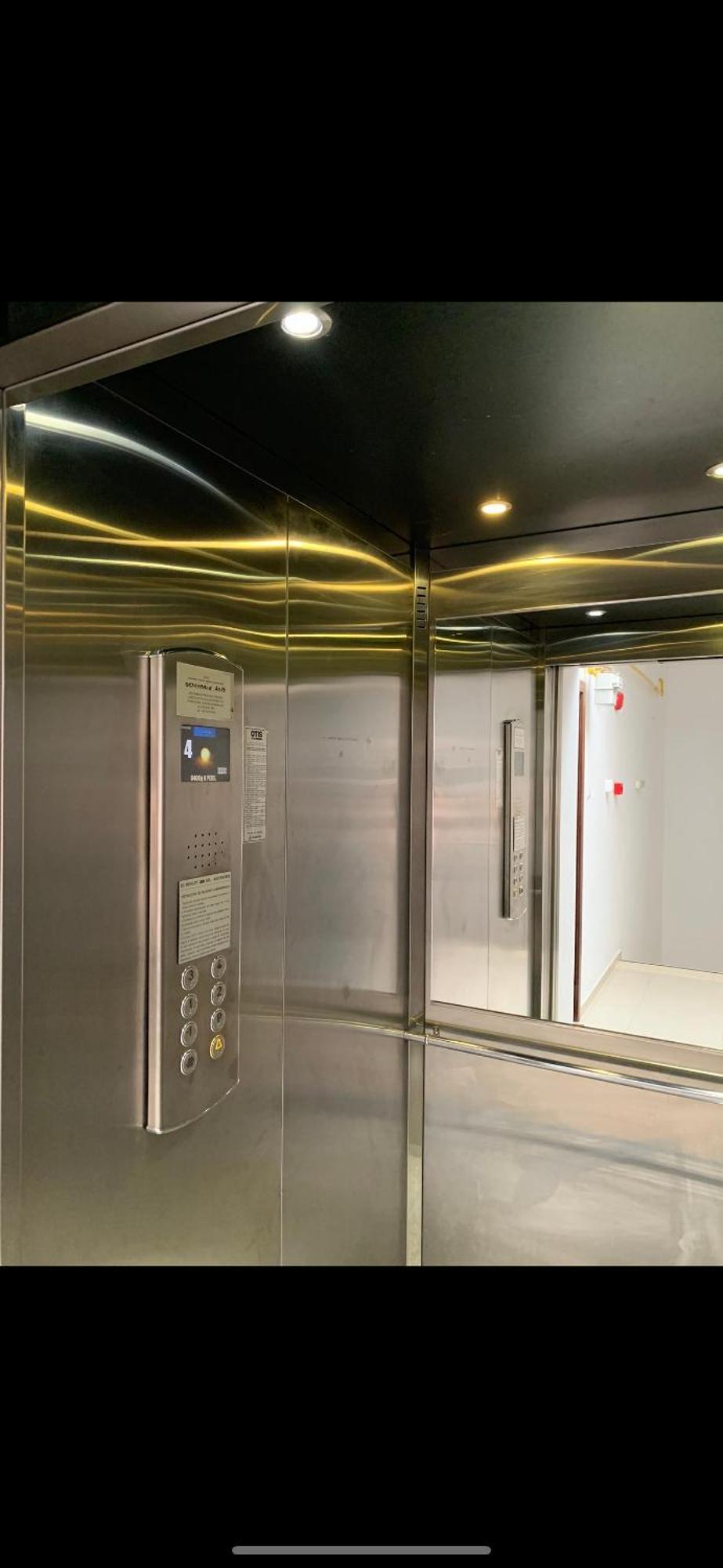 Centru Unirii Luxury Vip Palmier Apartament 2 Camere Cu Terasa Exterioara Amenajata ! Parcare Subterana Privata Climatizata Si Supravegheata Video Dar Doar Cu Rezervare In Limita Locurilor Disponibile !Proprietate In Regim Hoteliep - Nu Are Bucatarie Bukarest Kültér fotó