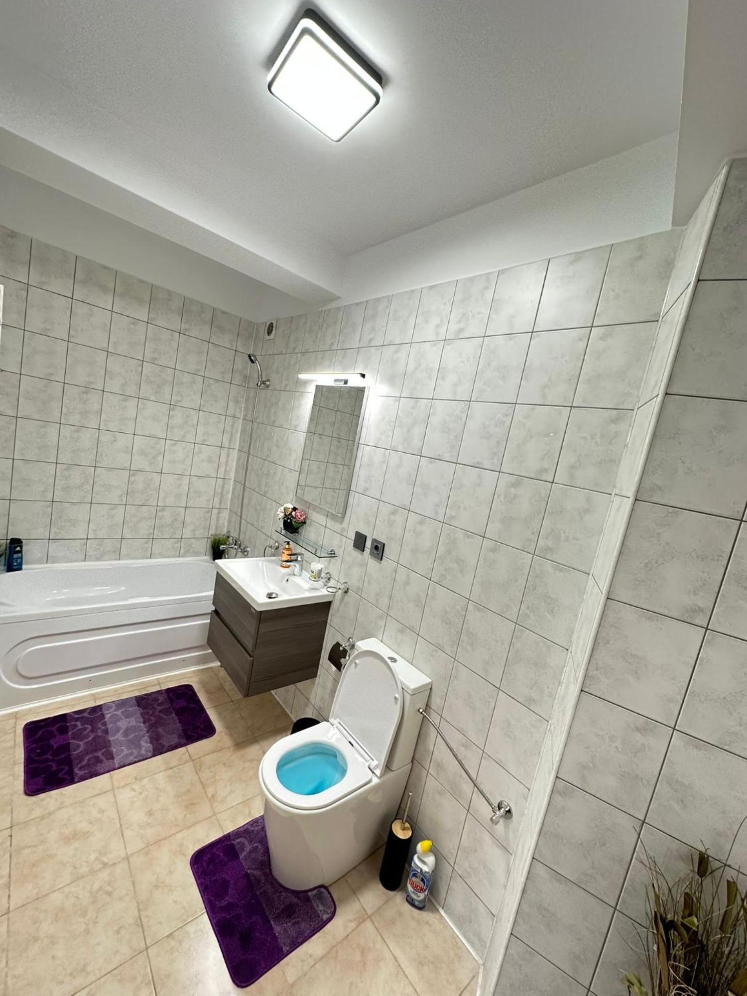 Centru Unirii Luxury Vip Palmier Apartament 2 Camere Cu Terasa Exterioara Amenajata ! Parcare Subterana Privata Climatizata Si Supravegheata Video Dar Doar Cu Rezervare In Limita Locurilor Disponibile !Proprietate In Regim Hoteliep - Nu Are Bucatarie Bukarest Kültér fotó